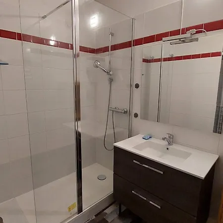 Renove Proche Pistes Avec Parking - Fr-1-516-207 Apartamento *